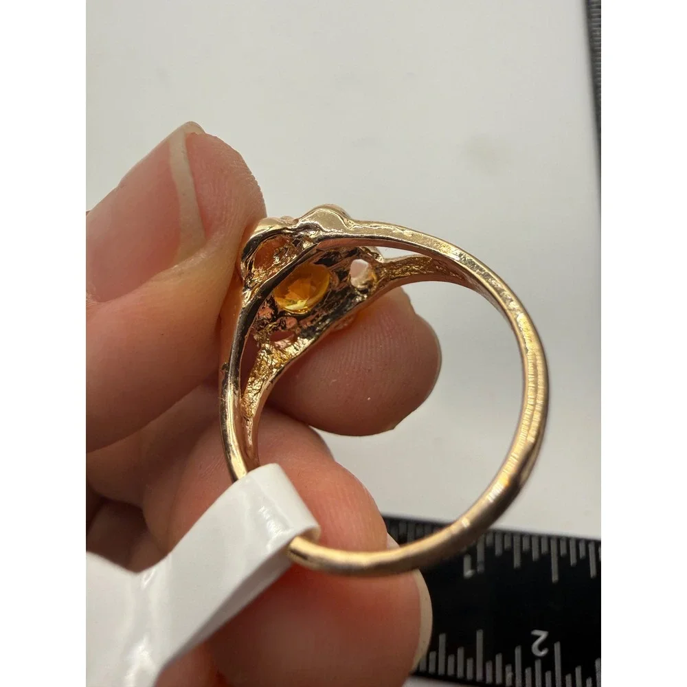 Yellow Crystal Flower Cocktail Ring Gold Tone Size 9 Floral Statement Ring‎